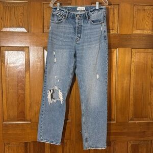 Abercrombie The Dad High Rise size 29 8 regular